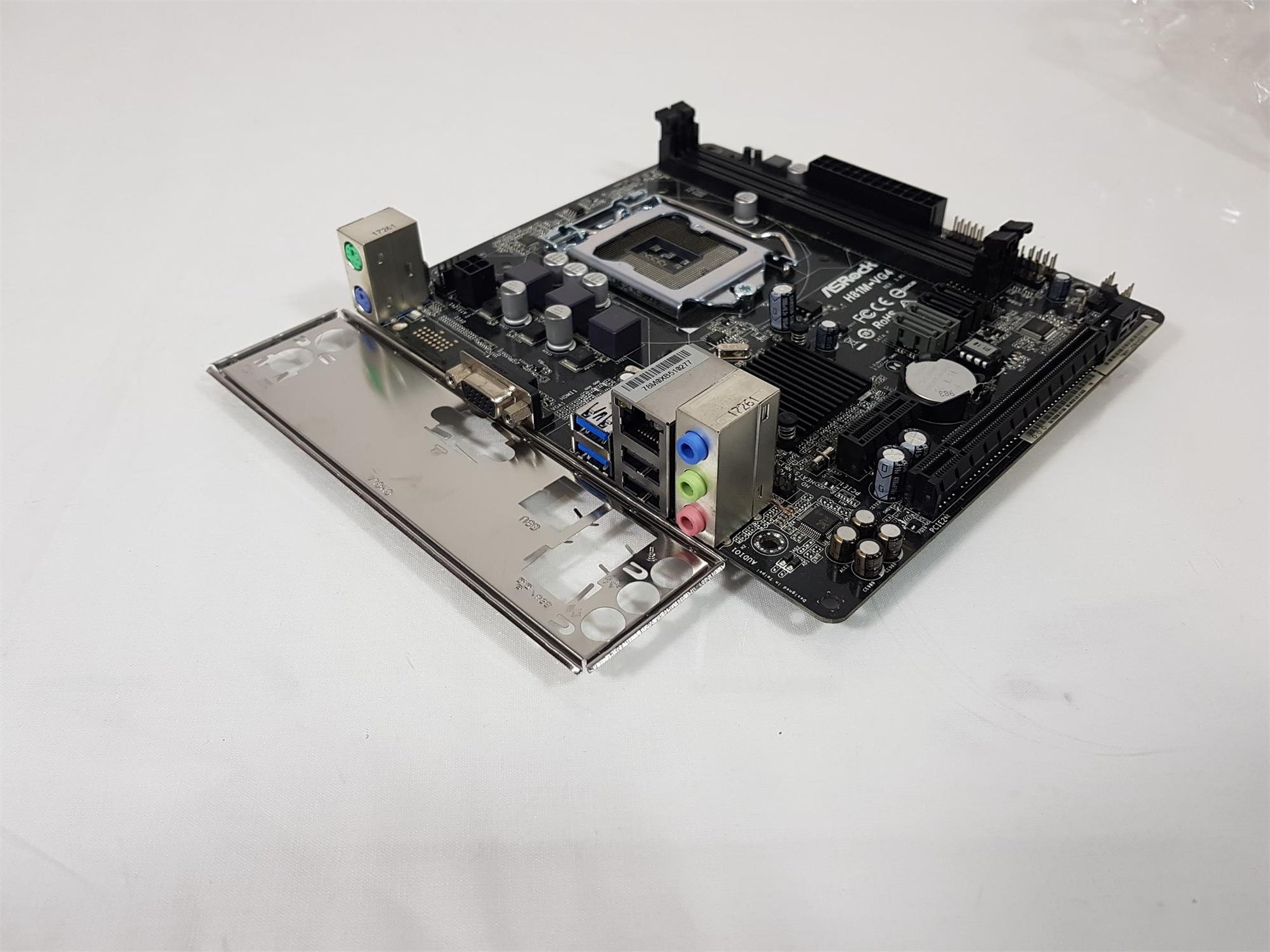 ASRock H81M-VG4 Socket LGA1150 DDR3 Micro-ATX Motherboard with I/O Shield