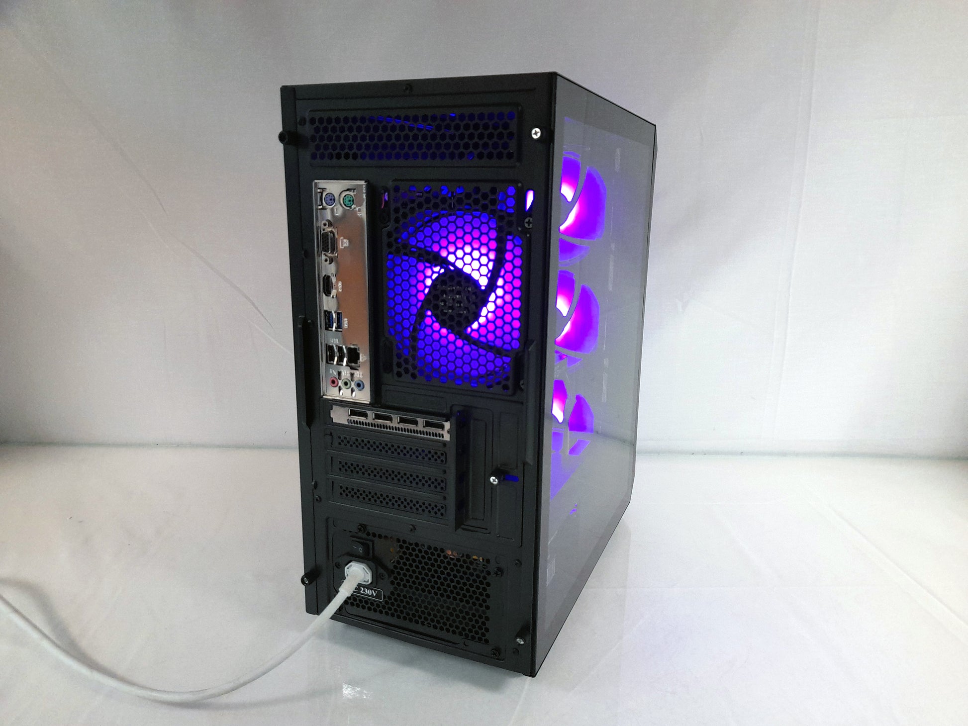 Phoenix Gaming FIRESTORM Desktop PC i7 16GB RAM 500GB SSD 2TB HD 8GB GPU Win 10