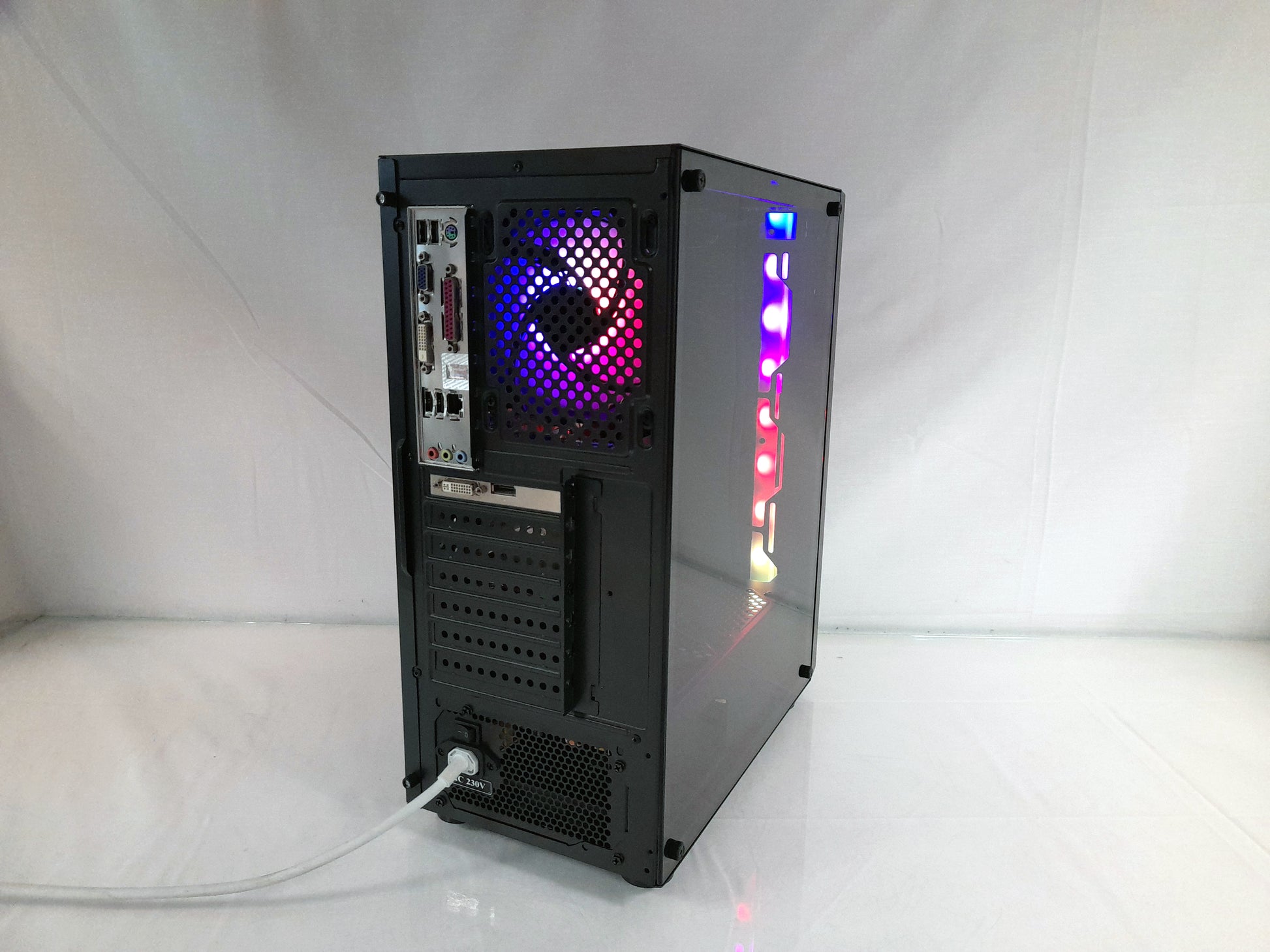 Phoenix Gaming FLARE Desktop PC i3 16GB RAM 256GB SSD 1TB HD 2GB GPU Windows 10