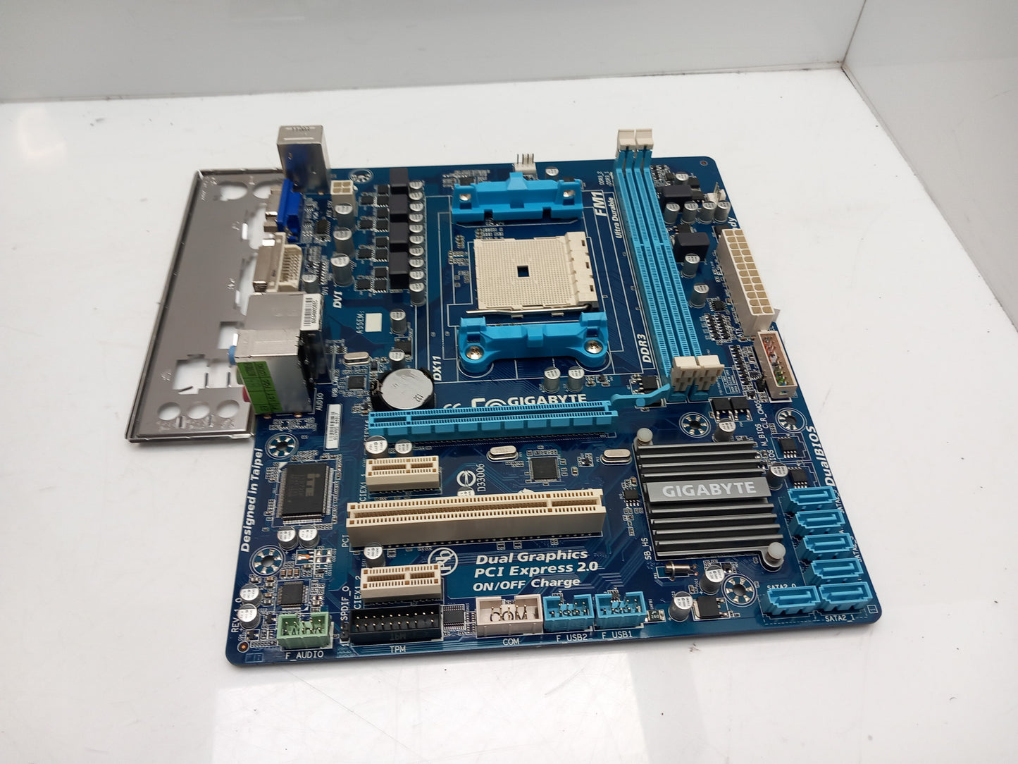 GIGABYTE GA-A55M-S2V Socket FM1 DDR3 Micro ATX Motherboard With I/O Shield