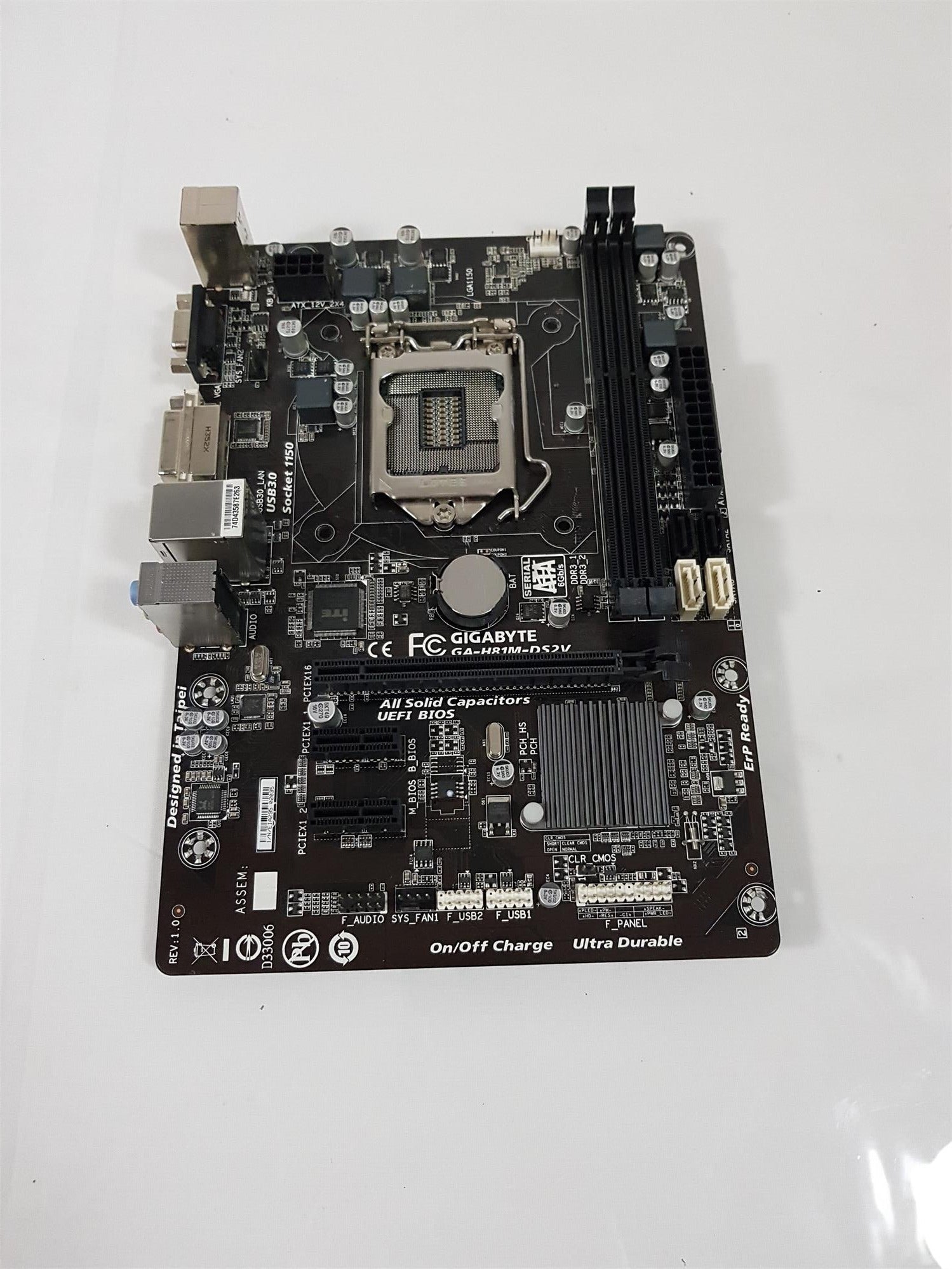 GIGABYTE GA-H81M-DS2V Socket LGA1150 DDR3 Micro ATX Motherboard