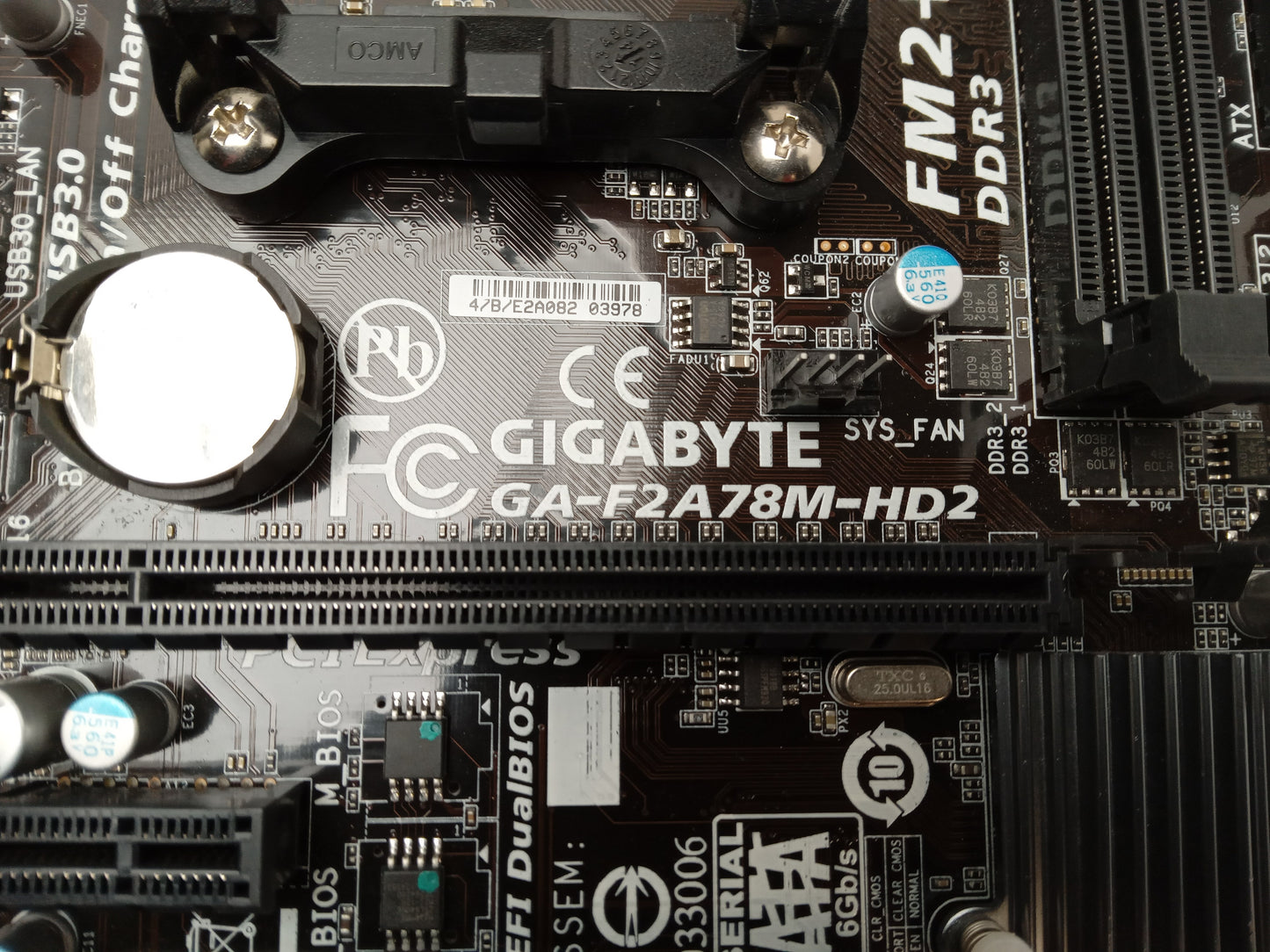 GIGABYTE GA-F2A78M-HD2 AMD FM2/FM2+ DDR3 Micro ATX Motherboard With I/O Shield