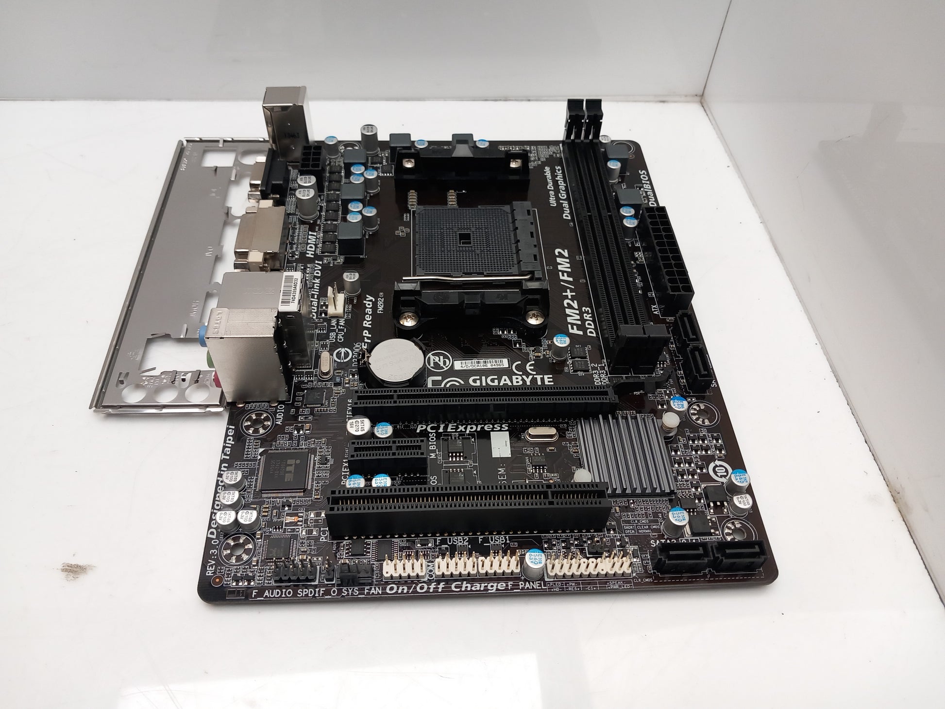 GIGABYTE GA-F2A55M-HD2 Socket FM2+ DDR3 MicroATX Motherboard With I/O Shield