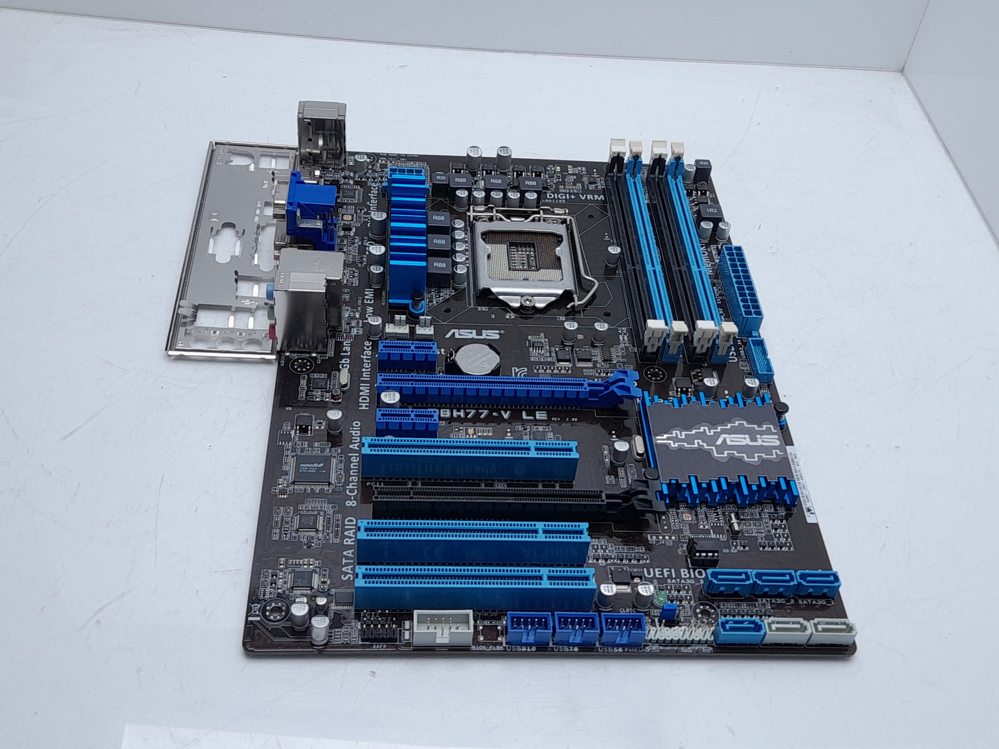 ASUS P8H77-V LE Socket LGA1155 DDR3 ATX Motherboard With I/O Shield