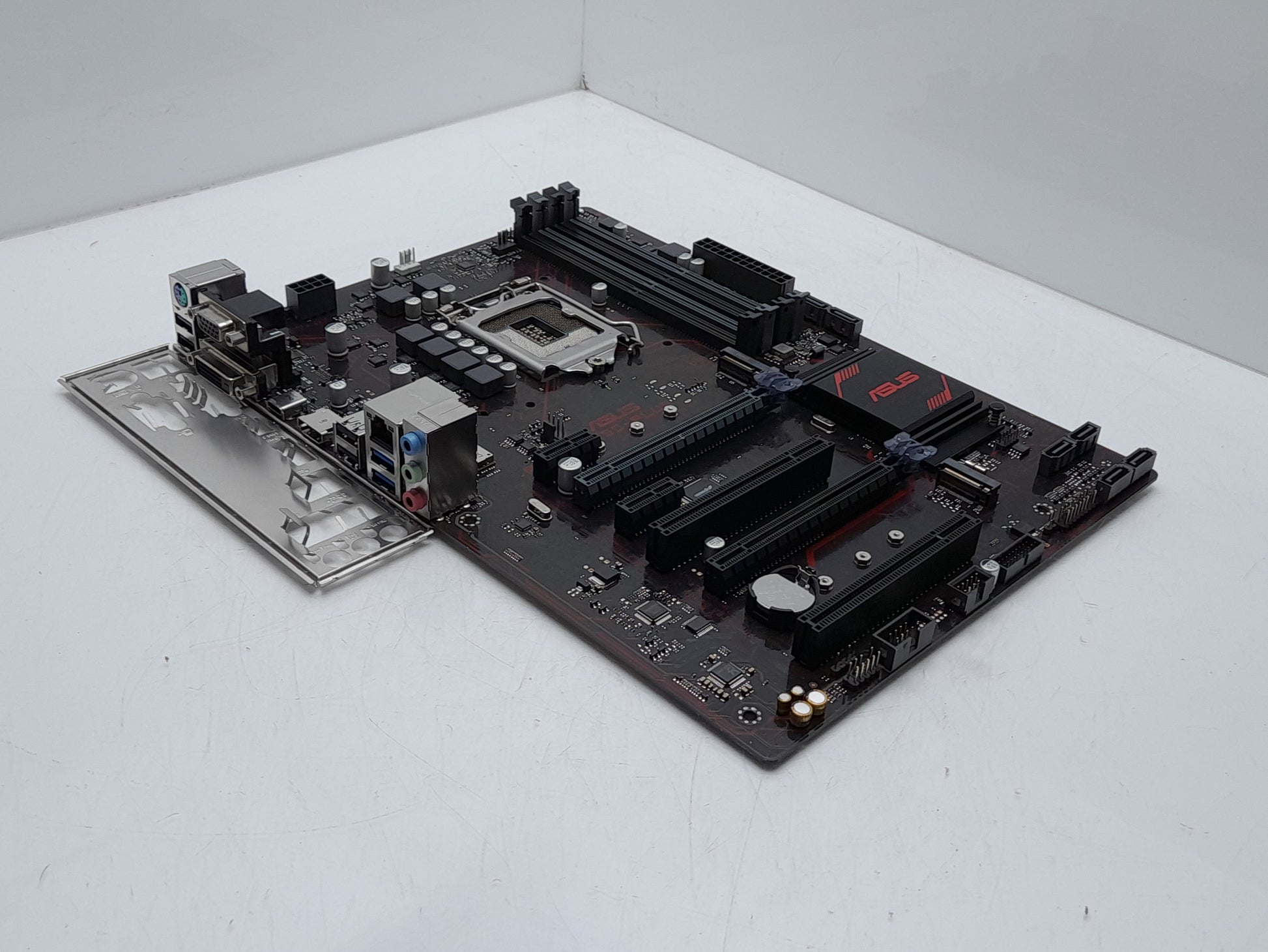 ASUS Prime B250-Plus Socket LGA 1151 DDR4 ATX Motherboard With I/O Shield