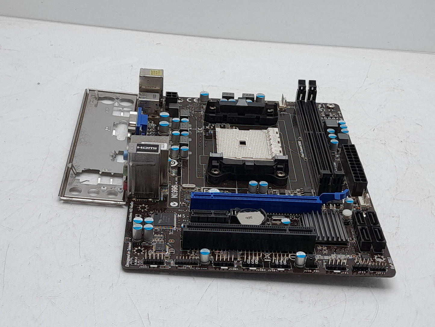 MSI FM2-A55M-E33 Socket FM2 DDR3 Micro ATX Motherboard With I/O Shield MS-7721