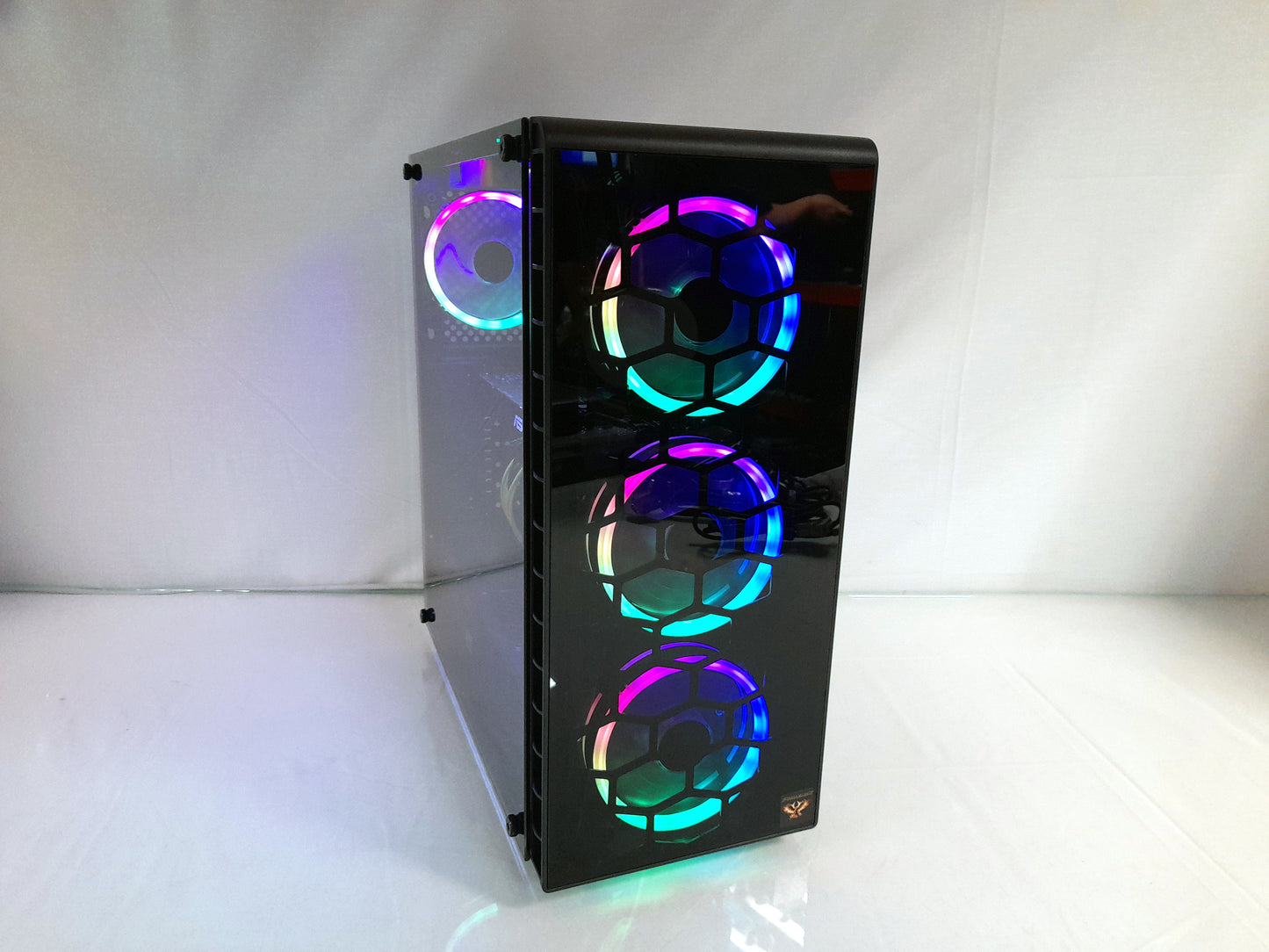 Phoenix Gaming HYPERNOVA Desktop PC i7 32GB RAM 1TB SSD 4TB HD 1080ti GPU Win 10