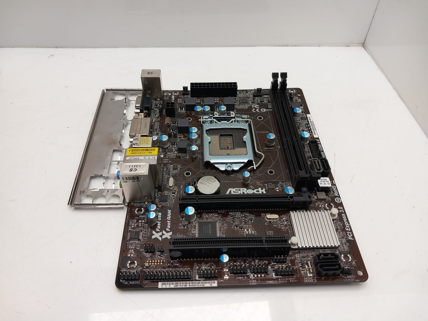 ASRock B75M-DGS Socket LGA1155 DDR3 MicroATX Motherboard With I/O Shield