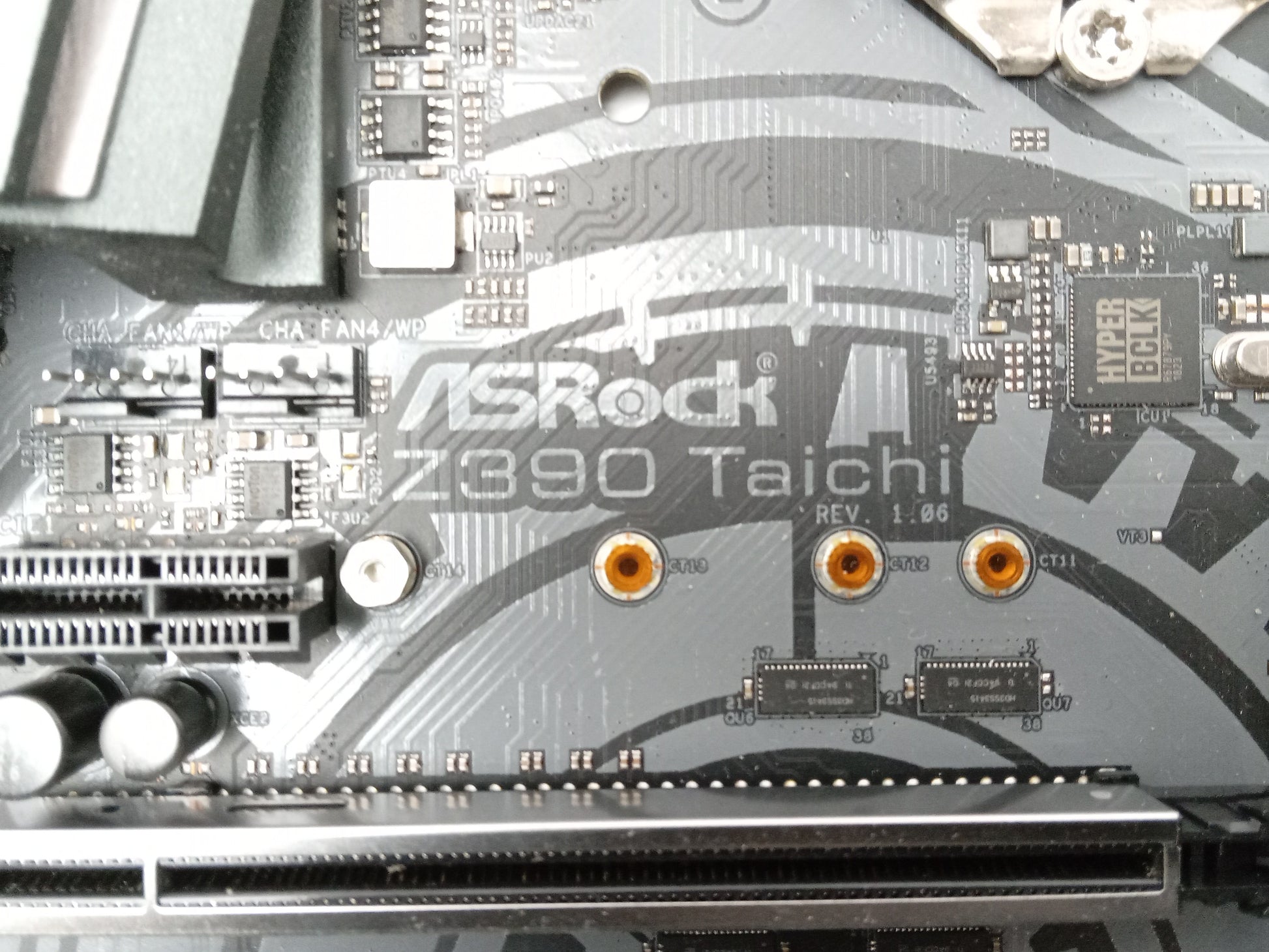 ASRock Z390 TAICHI Socket LGA1151 DDR4 ATX Motherboard With I/O Shield